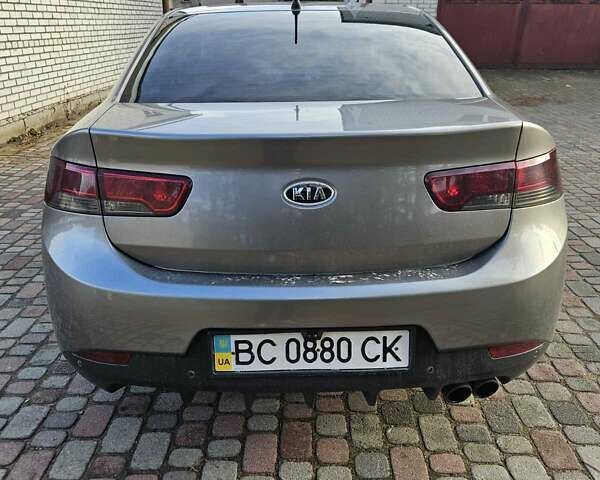 Сірий Кіа Черато, об'ємом двигуна 1.98 л та пробігом 332 тис. км за 6700 $, фото 14 на Automoto.ua