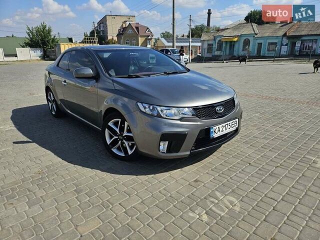 Серый Киа Черато, объемом двигателя 2 л и пробегом 100 тыс. км за 9000 $, фото 9 на Automoto.ua