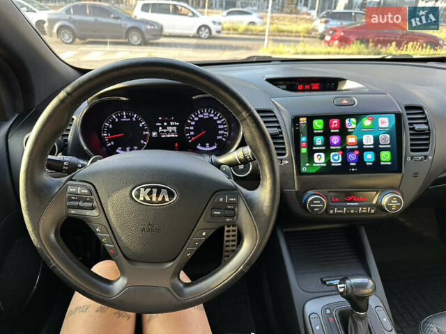 Серый Киа Черато, объемом двигателя 1.6 л и пробегом 135 тыс. км за 11000 $, фото 13 на Automoto.ua