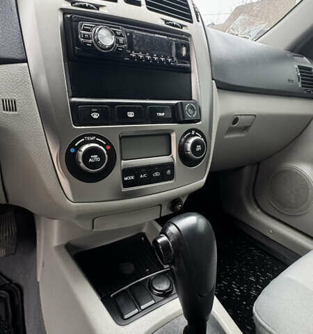 Серый Киа Черато, объемом двигателя 1.98 л и пробегом 166 тыс. км за 4099 $, фото 21 на Automoto.ua