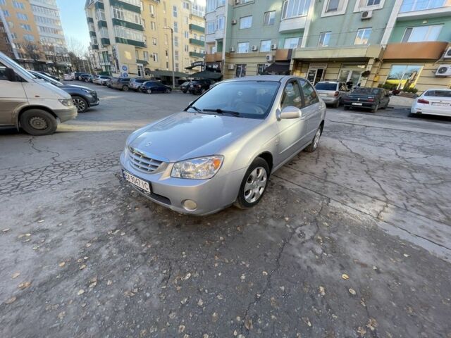 Серый Киа Черато, объемом двигателя 1.5 л и пробегом 204 тыс. км за 3700 $, фото 2 на Automoto.ua