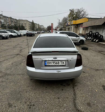 Серый Киа Черато, объемом двигателя 1.98 л и пробегом 166 тыс. км за 4099 $, фото 9 на Automoto.ua