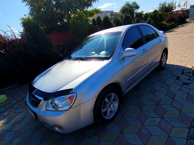 Киа Черато 2004 в Беляевке на Automoto.ua Серый Киа Черато, объемом двигателя 2 л и пробегом 164 тыс. км за 4400 $, фото 4 на Automoto.ua