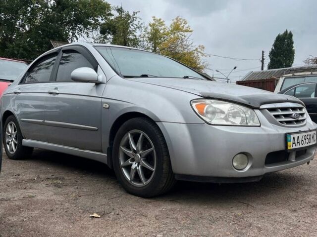 Серый Киа Черато, объемом двигателя 2 л и пробегом 3 тыс. км за 2700 $, фото 1 на Automoto.ua