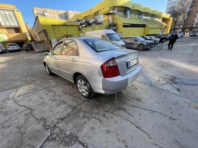 Серый Киа Черато, объемом двигателя 1.5 л и пробегом 204 тыс. км за 3700 $, фото 3 на Automoto.ua