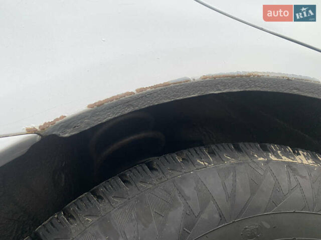 Серый Киа Черато, объемом двигателя 1.59 л и пробегом 240 тыс. км за 4500 $, фото 9 на Automoto.ua