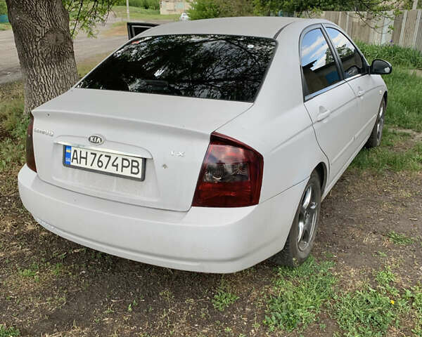 Серый Киа Черато, объемом двигателя 1.6 л и пробегом 303 тыс. км за 3500 $, фото 4 на Automoto.ua