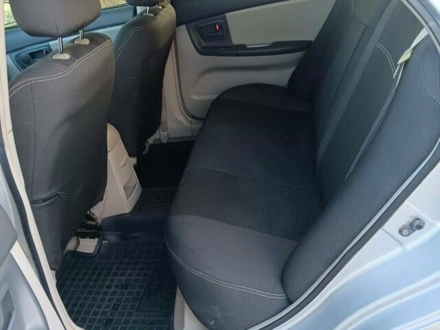 Серый Киа Черато, объемом двигателя 1 л и пробегом 1 тыс. км за 3800 $, фото 7 на Automoto.ua