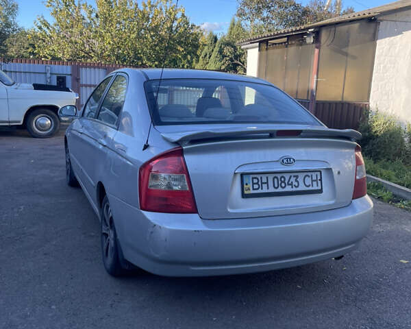 Серый Киа Черато, объемом двигателя 1.6 л и пробегом 178 тыс. км за 4500 $, фото 3 на Automoto.ua