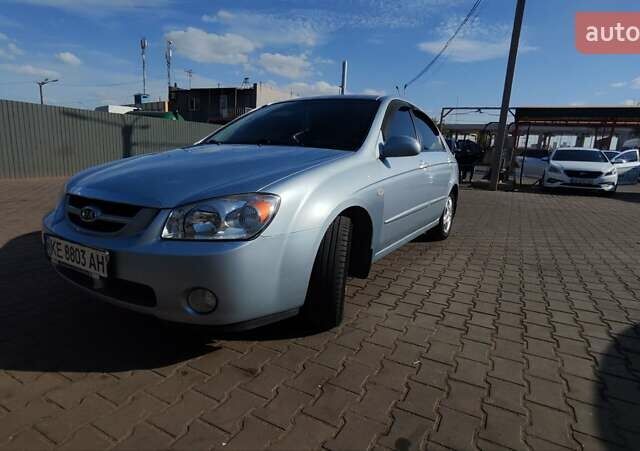 Серый Киа Черато, объемом двигателя 1.98 л и пробегом 255 тыс. км за 4300 $, фото 8 на Automoto.ua