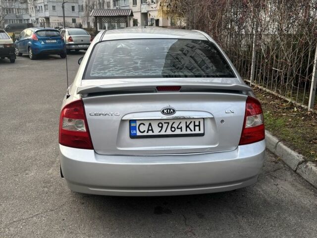 Серый Киа Черато, объемом двигателя 1.6 л и пробегом 320 тыс. км за 4300 $, фото 10 на Automoto.ua