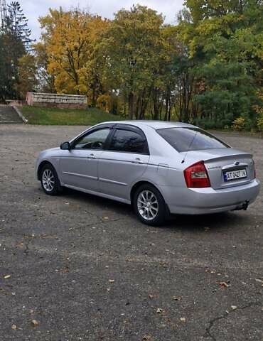 Сірий Кіа Черато, об'ємом двигуна 1.6 л та пробігом 259 тис. км за 4000 $, фото 12 на Automoto.ua