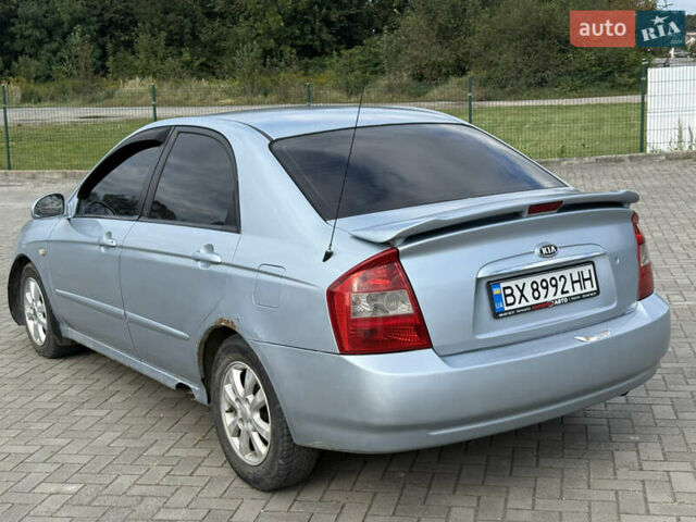 Сірий Кіа Черато, об'ємом двигуна 2 л та пробігом 184 тис. км за 2999 $, фото 3 на Automoto.ua