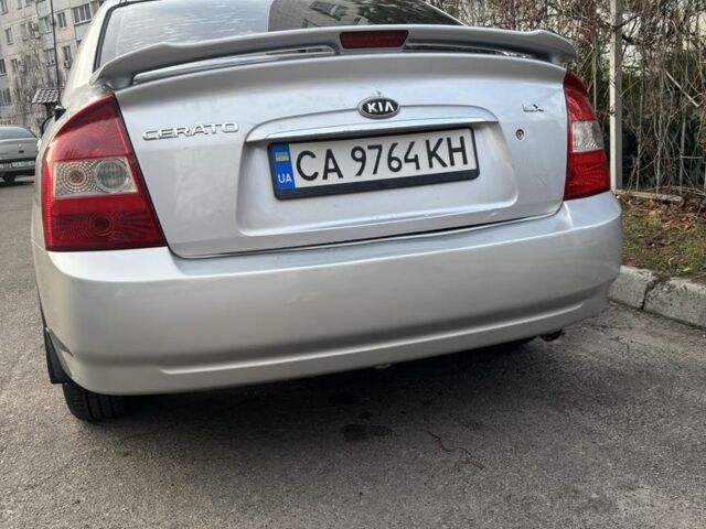 Серый Киа Черато, объемом двигателя 1.6 л и пробегом 320 тыс. км за 4300 $, фото 9 на Automoto.ua