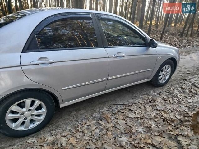 Сірий Кіа Черато, об'ємом двигуна 1.59 л та пробігом 160 тис. км за 4400 $, фото 4 на Automoto.ua