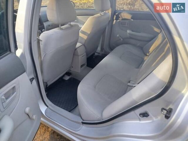 Сірий Кіа Черато, об'ємом двигуна 1.59 л та пробігом 160 тис. км за 4400 $, фото 8 на Automoto.ua