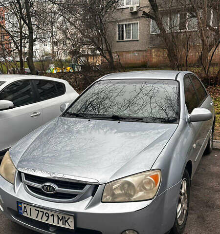 Серый Киа Черато, объемом двигателя 2 л и пробегом 214 тыс. км за 4700 $, фото 1 на Automoto.ua