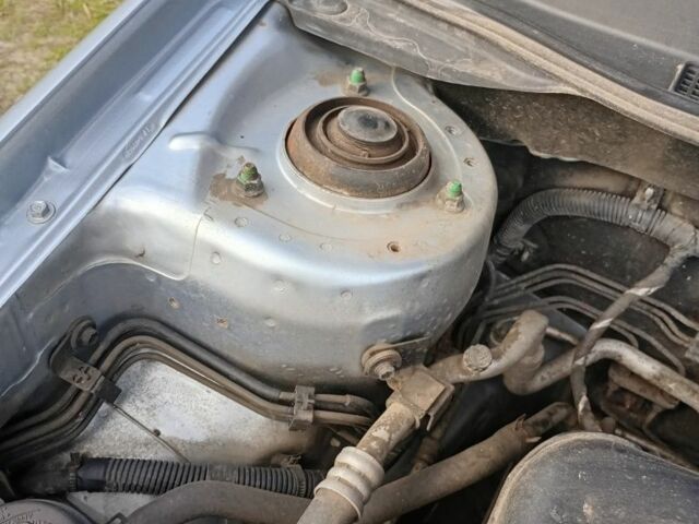 Серый Киа Черато, объемом двигателя 1.6 л и пробегом 185 тыс. км за 4600 $, фото 8 на Automoto.ua