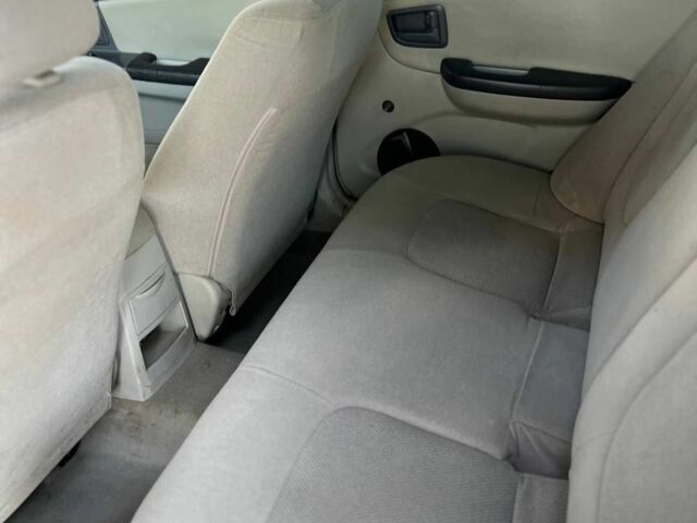 Серый Киа Черато, объемом двигателя 0 л и пробегом 274 тыс. км за 3400 $, фото 7 на Automoto.ua