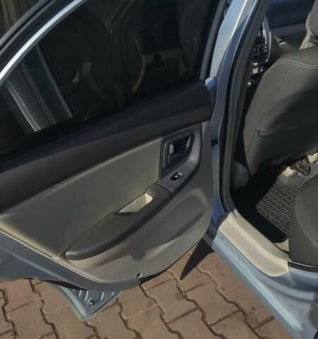 Серый Киа Черато, объемом двигателя 1.98 л и пробегом 255 тыс. км за 4300 $, фото 13 на Automoto.ua