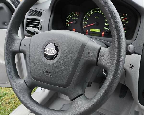 Сірий Кіа Черато, об'ємом двигуна 1.6 л та пробігом 45 тис. км за 6999 $, фото 13 на Automoto.ua