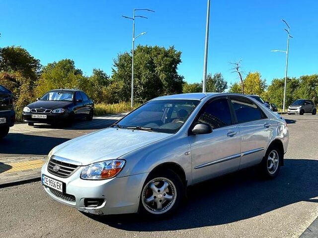 Серый Киа Черато, объемом двигателя 1.6 л и пробегом 325 тыс. км за 2999 $, фото 1 на Automoto.ua