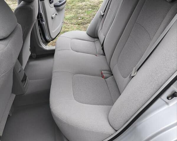 Сірий Кіа Черато, об'ємом двигуна 1.6 л та пробігом 45 тис. км за 6999 $, фото 11 на Automoto.ua