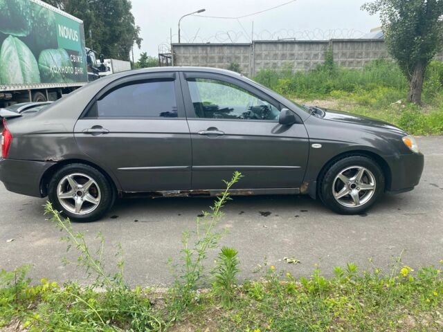 Серый Киа Черато, объемом двигателя 0 л и пробегом 310 тыс. км за 1950 $, фото 4 на Automoto.ua