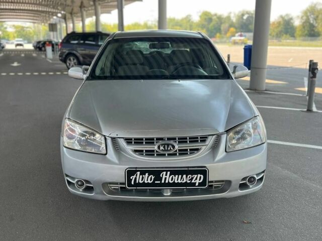 Серый Киа Черато, объемом двигателя 0 л и пробегом 274 тыс. км за 3400 $, фото 1 на Automoto.ua