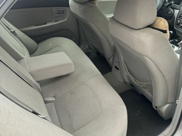 Сірий Кіа Черато, об'ємом двигуна 2 л та пробігом 3 тис. км за 1900 $, фото 9 на Automoto.ua