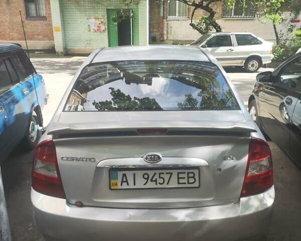 Серый Киа Черато, объемом двигателя 2 л и пробегом 262 тыс. км за 2700 $, фото 1 на Automoto.ua
