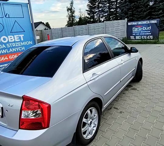 Сірий Кіа Черато, об'ємом двигуна 1.6 л та пробігом 40 тис. км за 5000 $, фото 7 на Automoto.ua