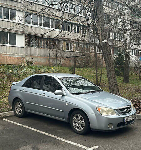 Серый Киа Черато, объемом двигателя 2 л и пробегом 214 тыс. км за 4700 $, фото 3 на Automoto.ua