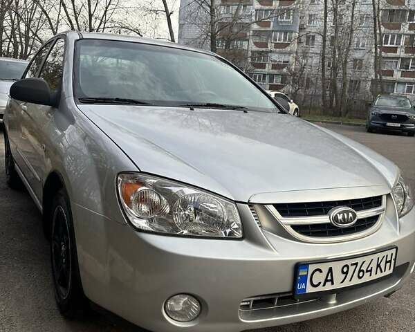 Серый Киа Черато, объемом двигателя 1.6 л и пробегом 320 тыс. км за 4300 $, фото 12 на Automoto.ua