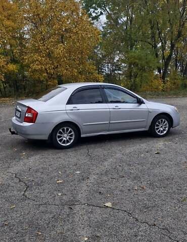 Сірий Кіа Черато, об'ємом двигуна 1.6 л та пробігом 259 тис. км за 4000 $, фото 4 на Automoto.ua