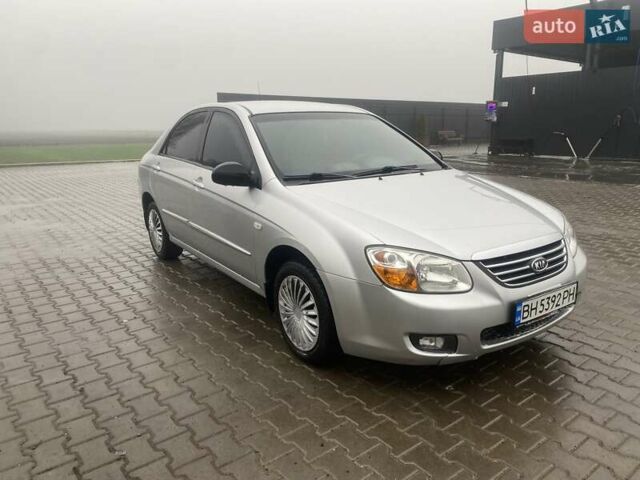 Сірий Кіа Черато, об'ємом двигуна 1.59 л та пробігом 250 тис. км за 4500 $, фото 1 на Automoto.ua