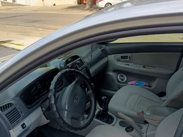 Киа Черато 2007 в Одессе на Automoto.ua Серый Киа Черато, объемом двигателя 1.6 л и пробегом 230 тыс. км за 5200 $, фото 4 на Automoto.ua