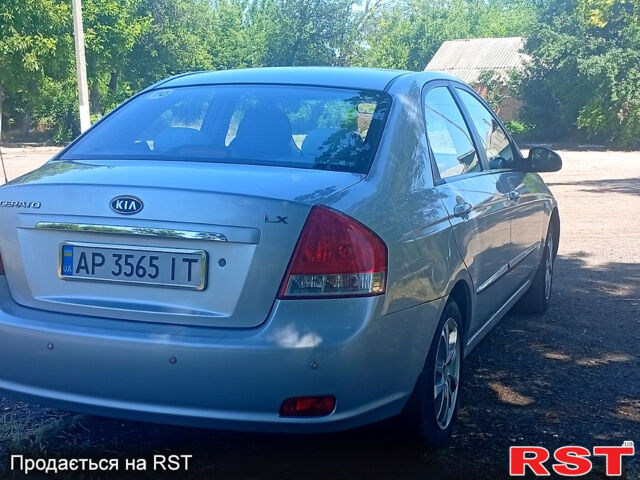 Серый Киа Черато, объемом двигателя 1.6 л и пробегом 228 тыс. км за 4300 $, фото 3 на Automoto.ua