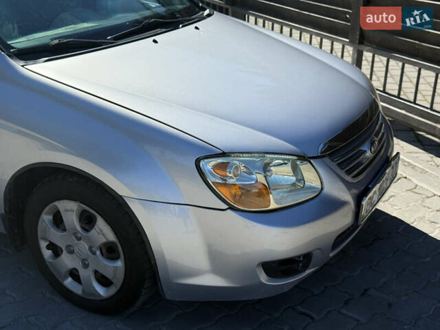 Сірий Кіа Черато, об'ємом двигуна 1.6 л та пробігом 290 тис. км за 2950 $, фото 32 на Automoto.ua