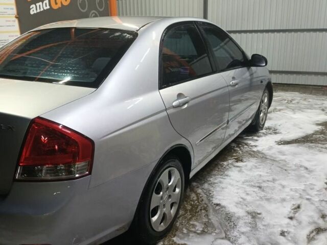 Серый Киа Черато, объемом двигателя 0 л и пробегом 295 тыс. км за 3250 $, фото 4 на Automoto.ua