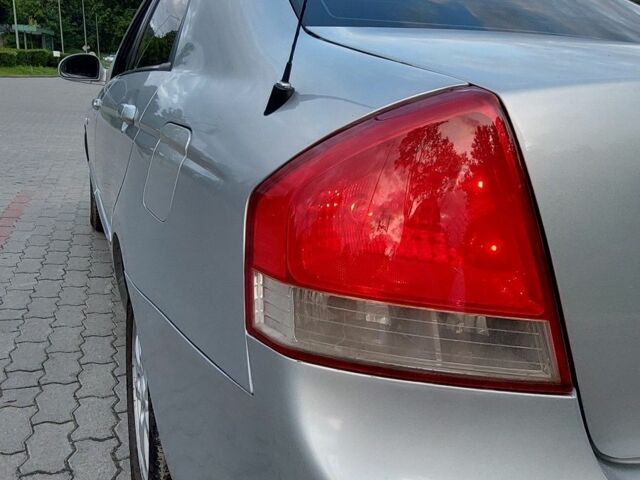 Сірий Кіа Черато, об'ємом двигуна 1.6 л та пробігом 385 тис. км за 3700 $, фото 2 на Automoto.ua