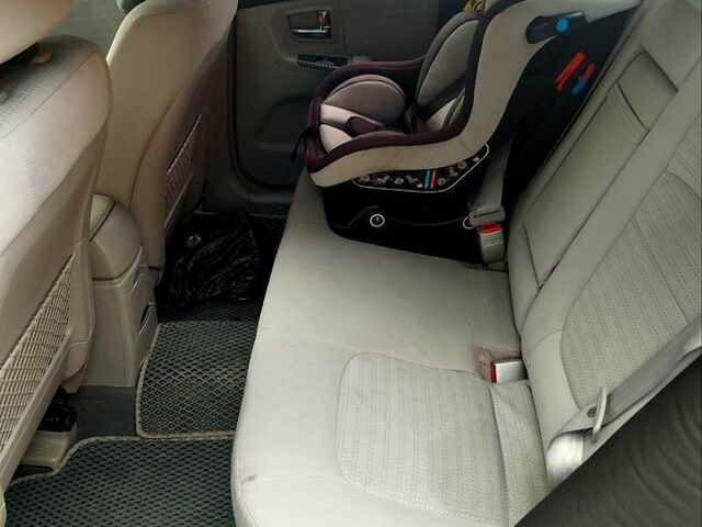 Сірий Кіа Черато, об'ємом двигуна 2 л та пробігом 270 тис. км за 3600 $, фото 2 на Automoto.ua