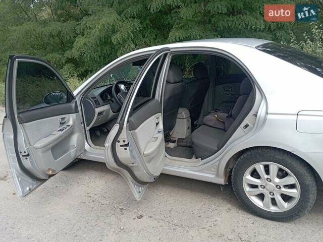 Киа Черато 2007 в Светловдске на Automoto.ua Серый Киа Черато, объемом двигателя 1.6 л и пробегом 164 тыс. км за 5000 $, фото 10 на Automoto.ua