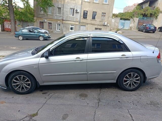 Киа Черато 2007 в Одессе на Automoto.ua Серый Киа Черато, объемом двигателя 1.6 л и пробегом 230 тыс. км за 5200 $, фото 3 на Automoto.ua