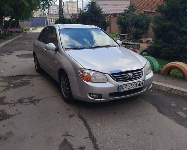 Киа Черато 2007 в Кривом Роге на Automoto.ua Серый Киа Черато, объемом двигателя 1.6 л и пробегом 240 тыс. км за 4300 $, фото 3 на Automoto.ua