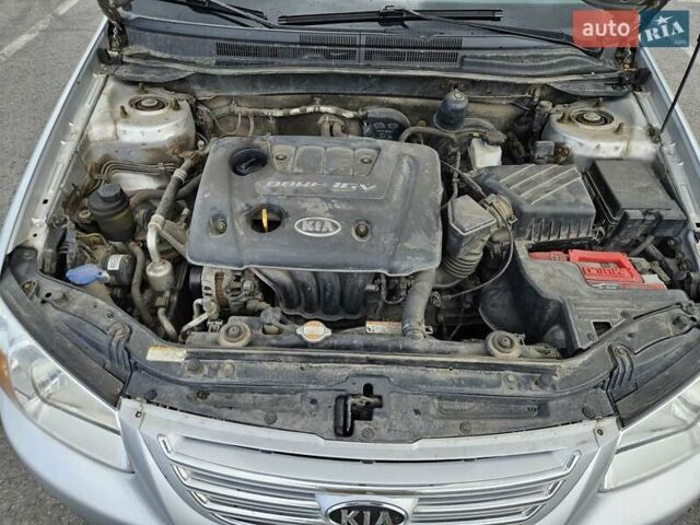 Серый Киа Черато, объемом двигателя 1.6 л и пробегом 197 тыс. км за 4300 $, фото 8 на Automoto.ua