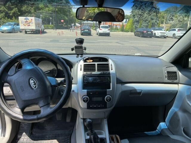 Киа Черато 2007 в Подольск (Котовск) на Automoto.ua Серый Киа Черато, объемом двигателя 1.6 л и пробегом 300 тыс. км за 2500 $, фото 8 на Automoto.ua