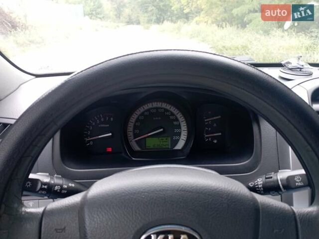 Киа Черато 2007 в Светловдске на Automoto.ua Серый Киа Черато, объемом двигателя 1.6 л и пробегом 164 тыс. км за 5000 $, фото 1 на Automoto.ua