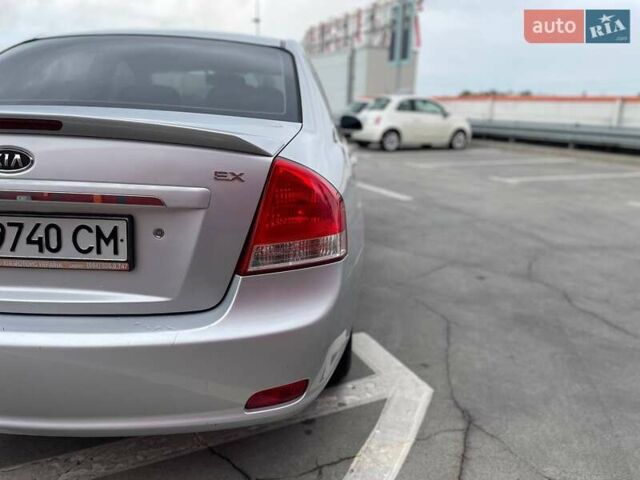 Серый Киа Черато, объемом двигателя 2 л и пробегом 183 тыс. км за 4000 $, фото 9 на Automoto.ua