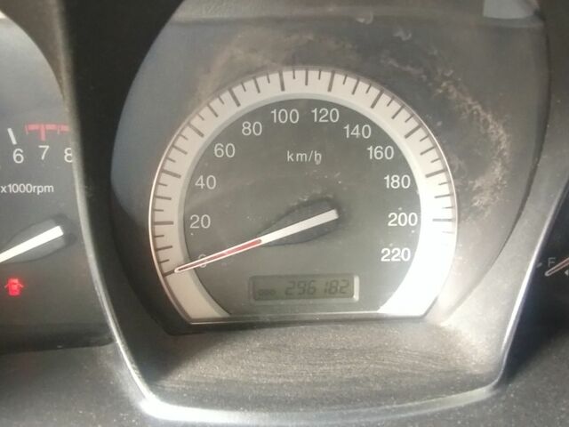 Серый Киа Черато, объемом двигателя 1.6 л и пробегом 296 тыс. км за 3900 $, фото 6 на Automoto.ua